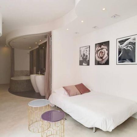 Magnifique Appartement Parisien - Marais Экстерьер фото